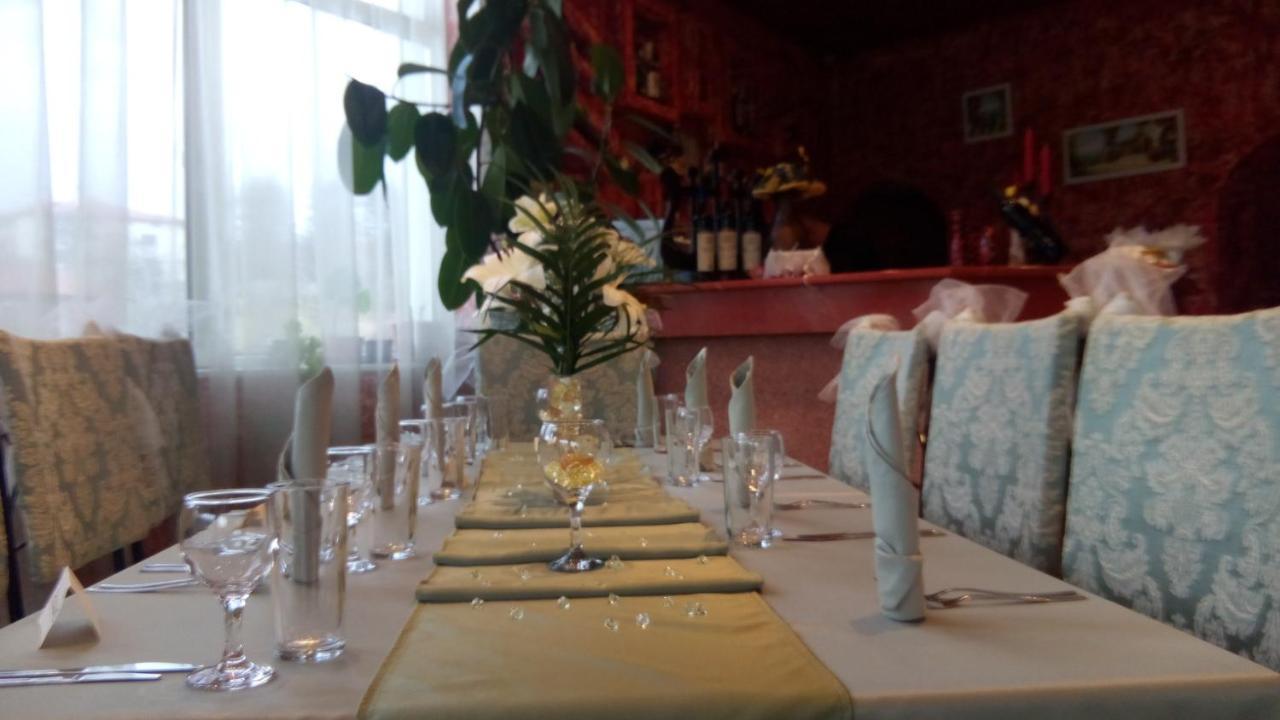 Hotel Complex Harmony/Комплекс Хармония à Tryavna Extérieur photo